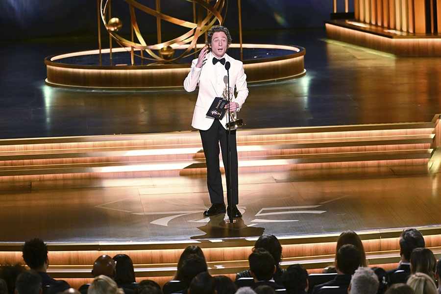 jeremy allen white Pte-75-s-0011