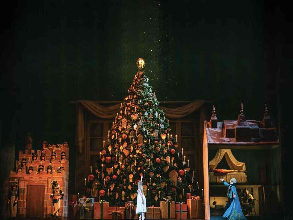 the nutcracker filme de crăciun 2025